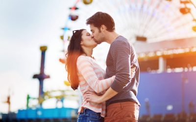 Според научниците, секојдневното бакнување на партнерот ќе ви помогне да живеете подолго