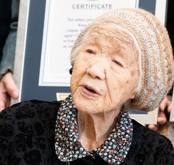 Најстарата личност на светот ги открива нејзините тајни за долг и среќен живот