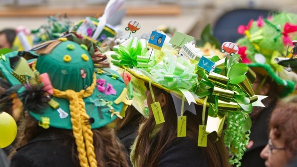 15 чудни традиции од целиот свет