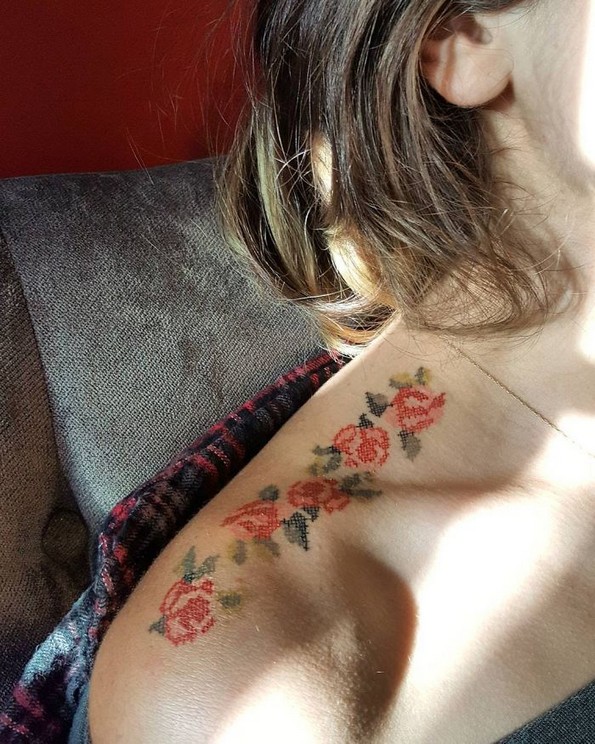 „Везени“ тетоважи: Тренд кој изгледа поинтересно отколку што звучи