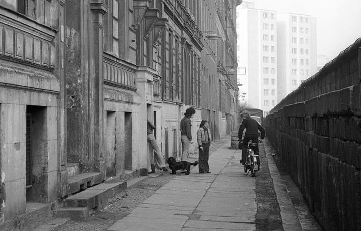 Фотографии што покажуваат колку се променил Берлин низ годините