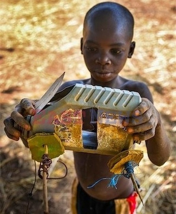 Деца кои докажуваат дека креативноста нема граници кога станува збор за играчки