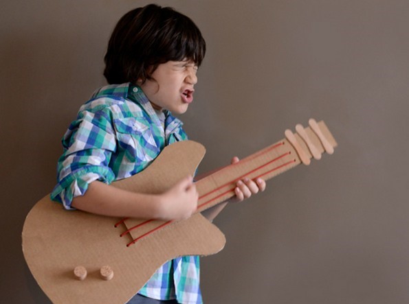 Деца кои докажуваат дека креативноста нема граници кога станува збор за играчки