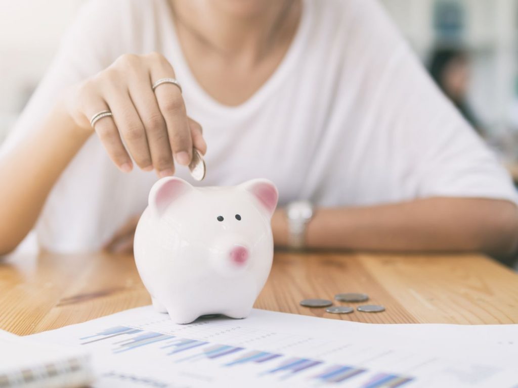 Колкаво е влијанието на парите врз врските?