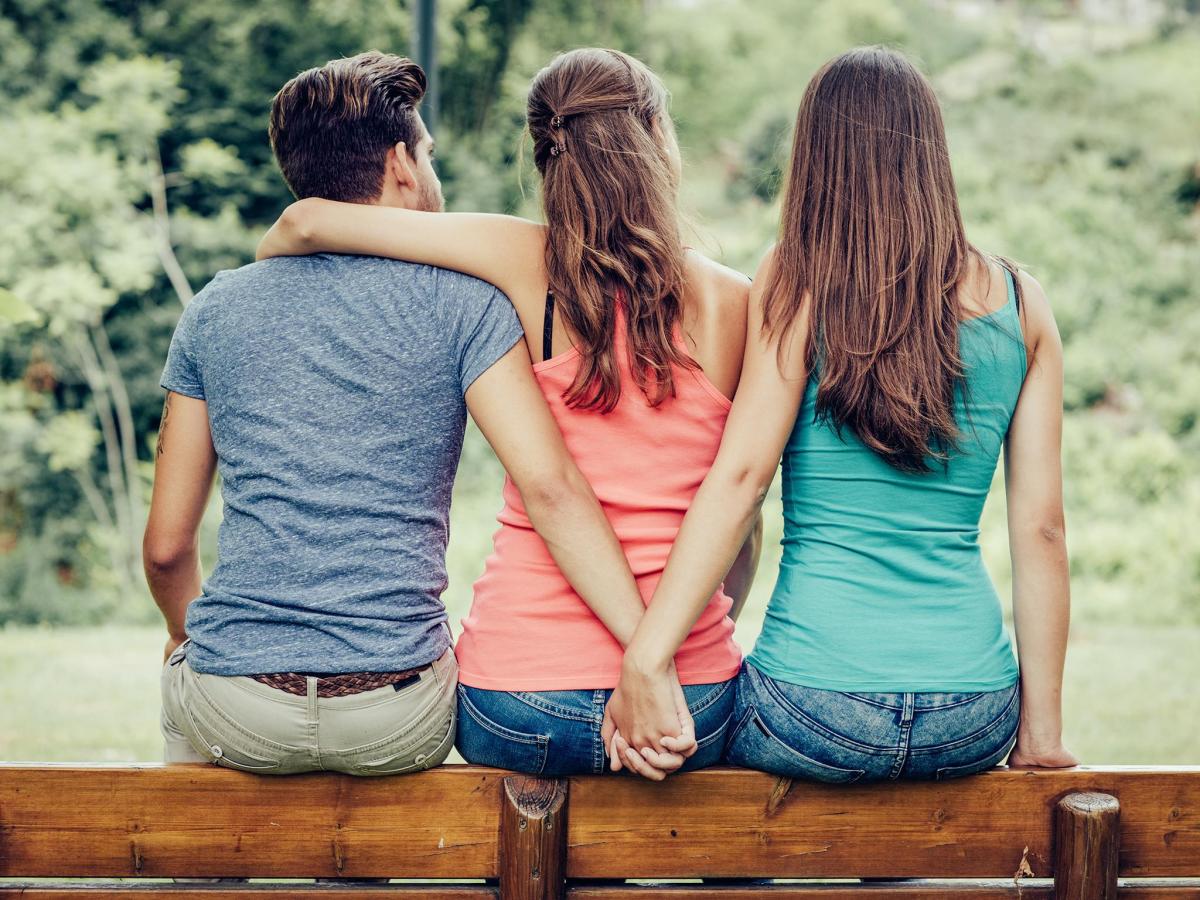 Постои ден во годината кога луѓето најмногу изневеруват