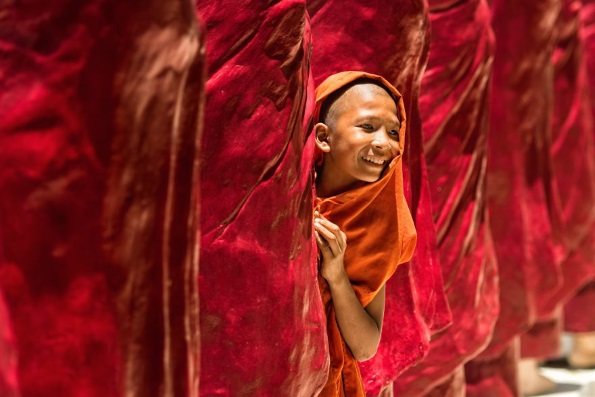 Фотографи преку нивните фотографии се обиделе да прикажат што значи среќата ширум светот