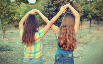 Врската меѓу сестрите е посебна и нераскинлива: Најдобри пријателки за цел живот