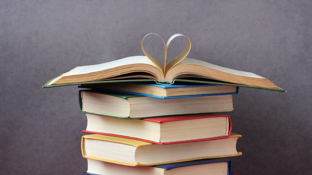 Денес е Меѓународен ден на љубителите на книги