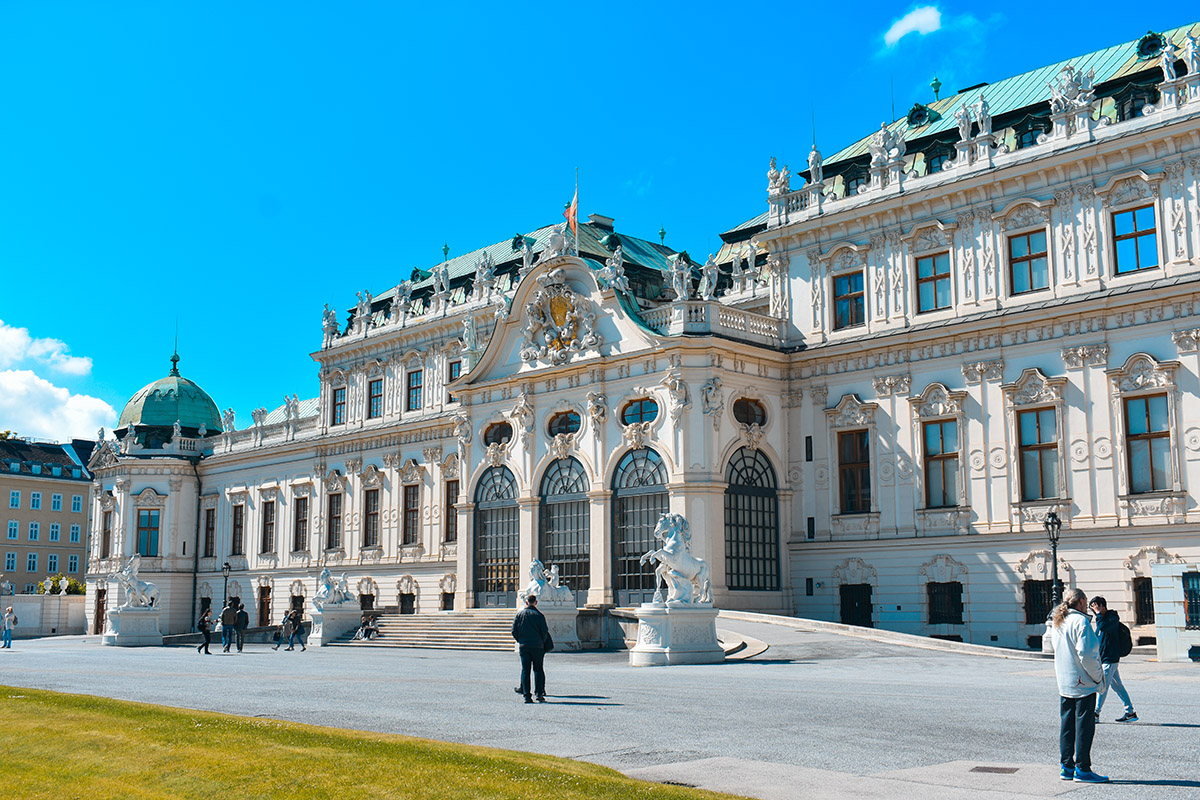 Дворецот Белведере