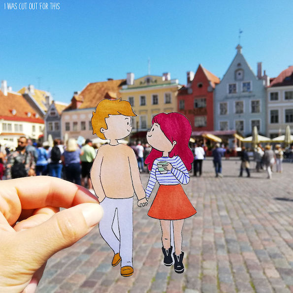 Илустрирани хартиени исечоци мудро вметнати во патувачки фотографии