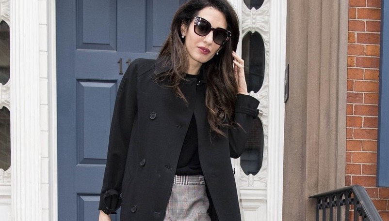 Три капути што ги носи Амал Клуни кои ја одбележаа сезоната есен 2019