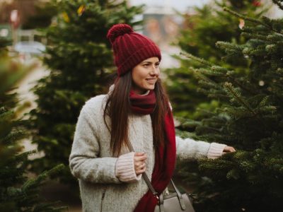 Два сигурни начини на кои за 5 секунди може да одредите дали елката која ја купувате е свежа