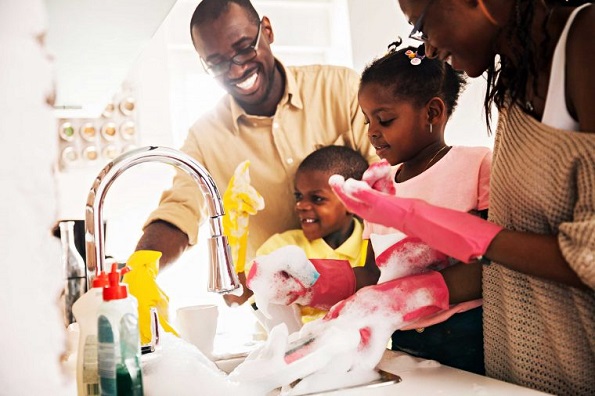 10 интересни божиќни традиции ширум светот