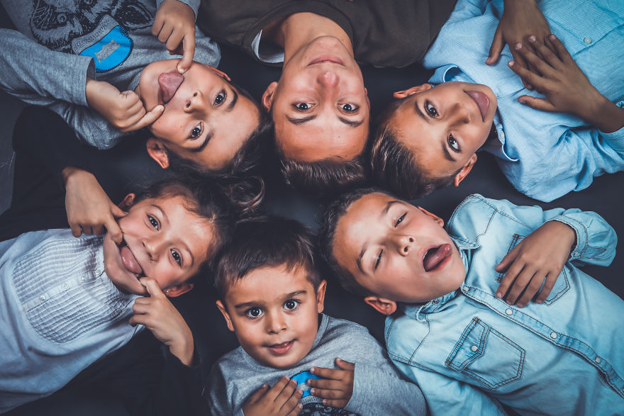 Фотографи од целиот свет одговараат на прашањето „Што е пријателство?“