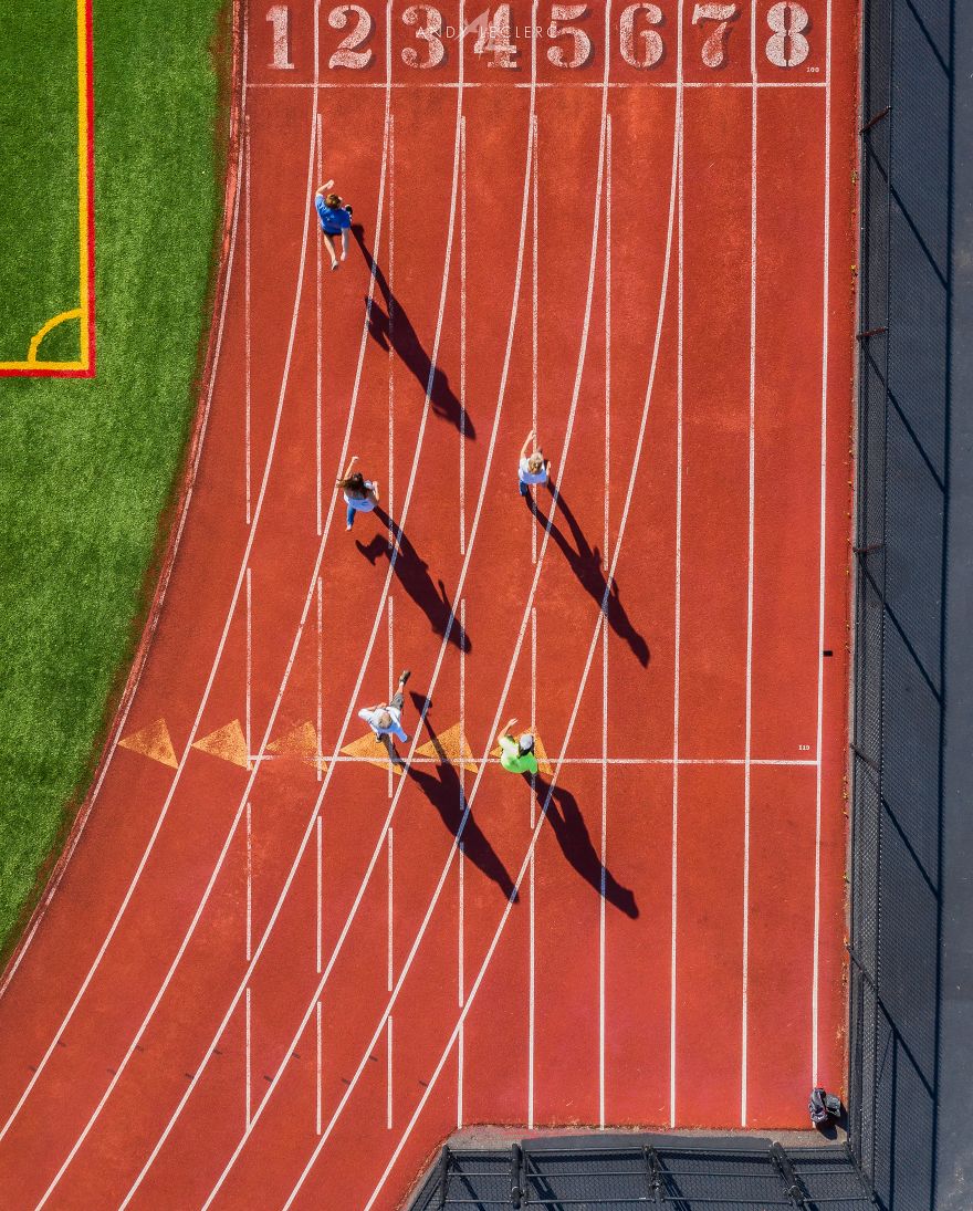 Фотографи од целиот свет одговараат на прашањето „Што е пријателство?“