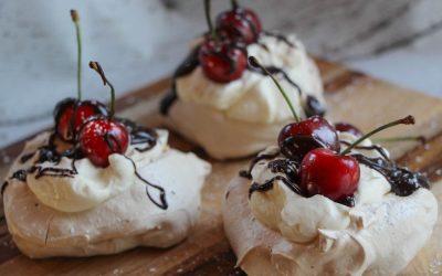Идеални колачиња за Денот на вљубените: Бакнежи од вишни