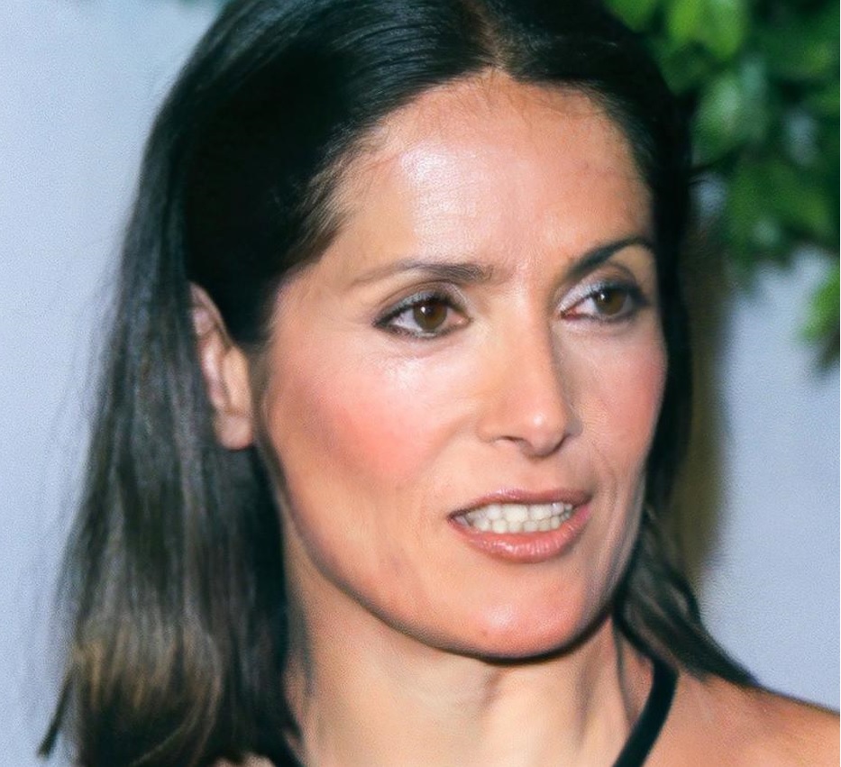 Еден пластичен хирург открива како денес би изгледале познатите актерки, кога природно би старееле