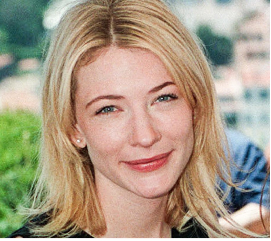 Еден пластичен хирург открива како денес би изгледале познатите актерки, кога природно би старееле