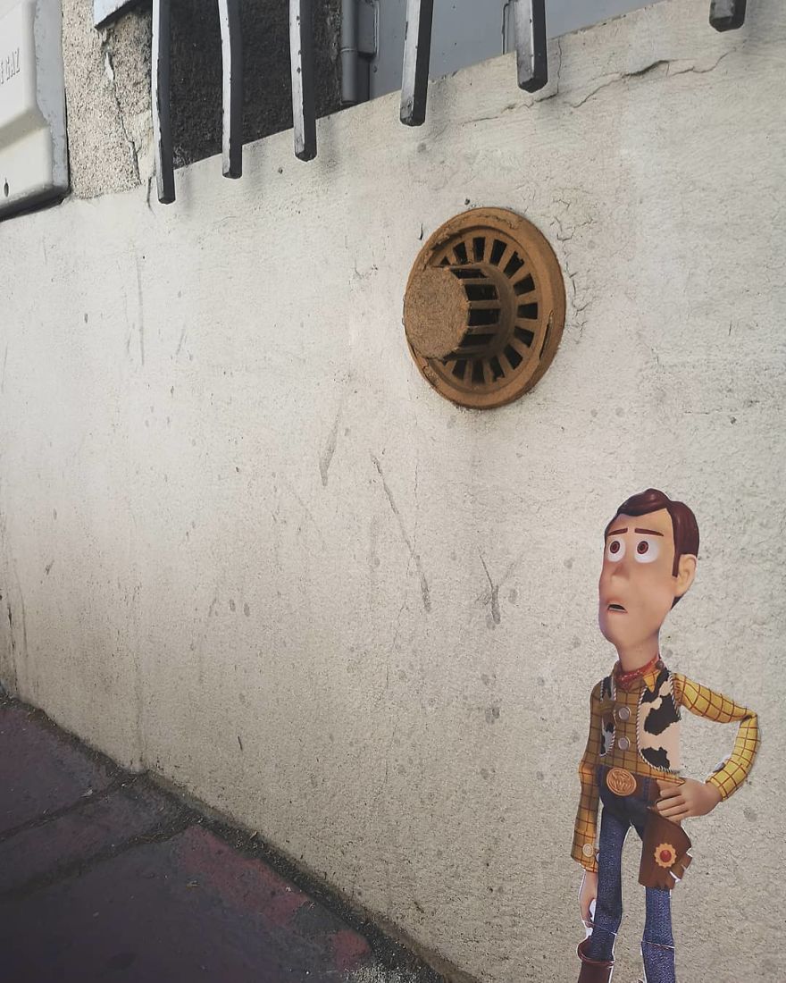 Уметник им додава ликови од цртаните филмови на сивите градови