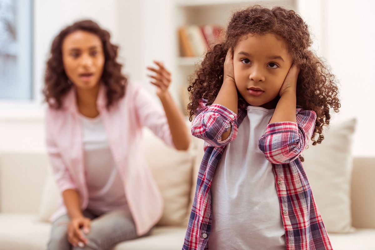 Наместо да им викате на вашите деца, направете ги овие 4 работи