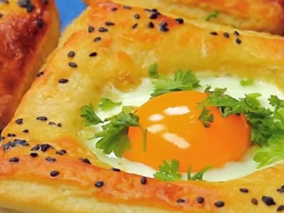Одличен рецепт за појадок: Јајце во лиснато тесто