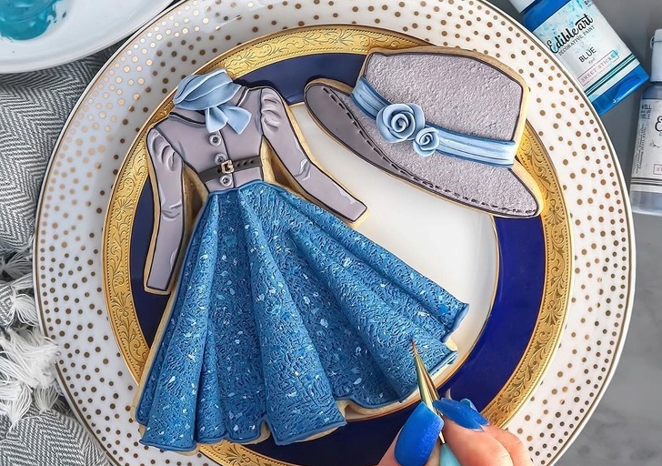 Уметник од Калифорнија прави колачиња што личат на (не)секојдневни предмети