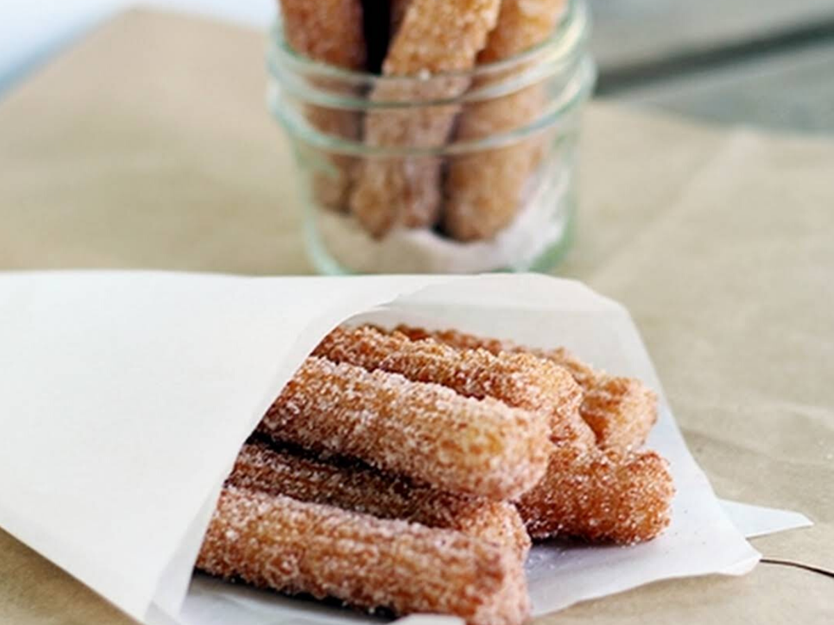 Чурос: Вкусни шпански крофни