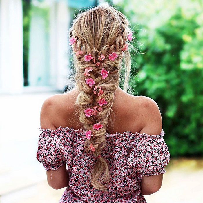Жена од Шведска создава неверојатни фризури со плетенки кои можете да ги направите и вие