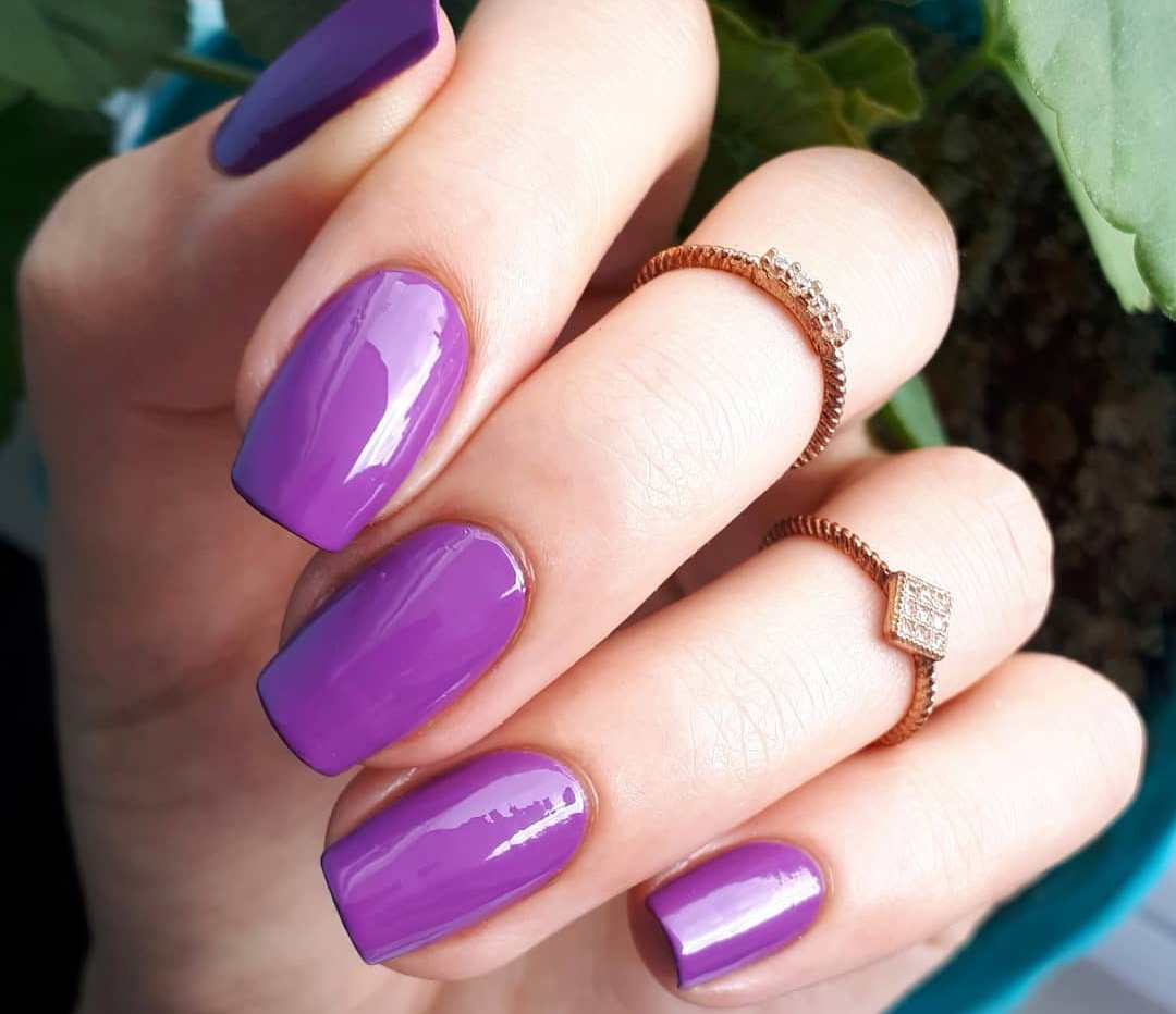 Бои на лакови за нокти што треба да ги имате ова лето