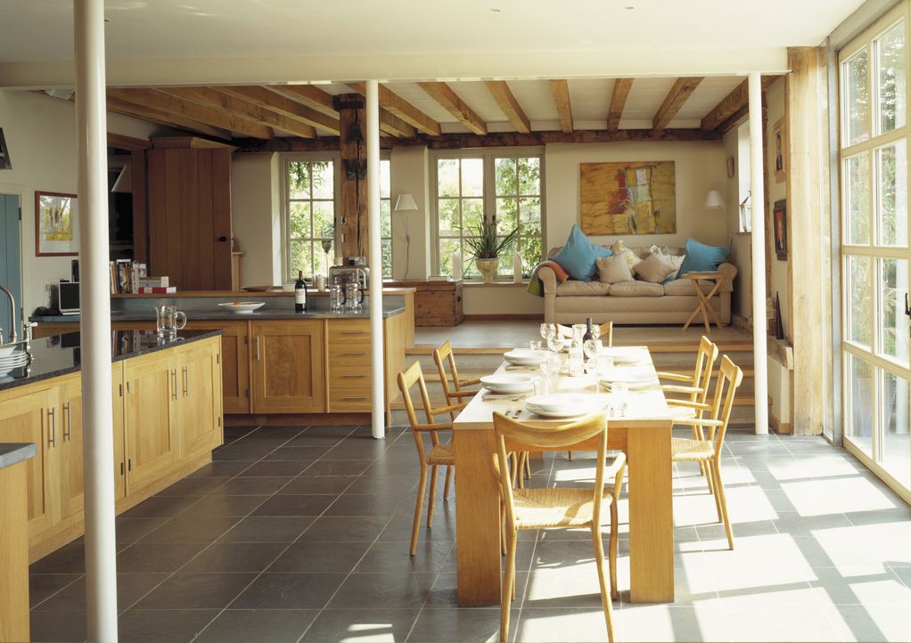 10 докази дека кујната и дневната соба споени во едно се одлична идеја