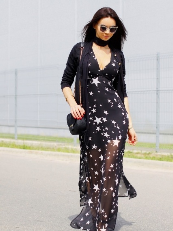 Неодоливи и модерни фустани украсени со ѕвездички