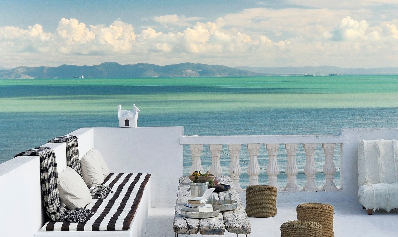 15 тераси со прекрасен поглед кон морето