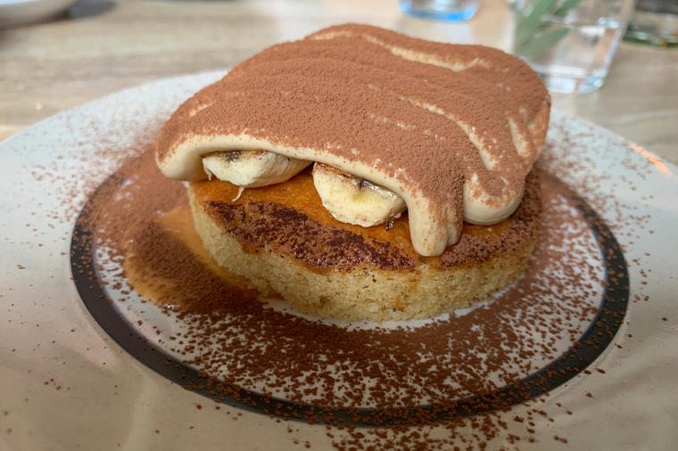 Банана тирамису: Кремасто и сочно совршенство што не се заборава