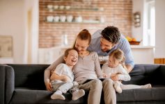 30 совети за родителите од нашите баби и дедовци што се поучни и денес