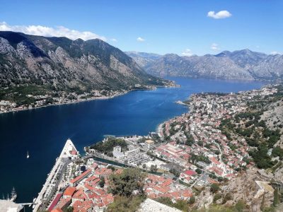 1300 скали до врвот: Тврдина со една од најубавите глетки во Црна Гора