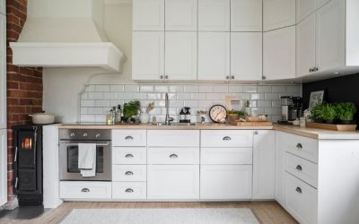 10 идеи како максимално да го искористите просторот и да ја зголемите малата кујна