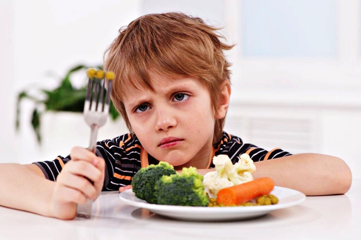 Не лутете им се на децата: Вродено им е да не сакаат зелена храна