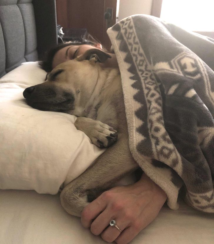 15 фотографии од слатки прегратки што ќе ве стоплат оваа есен