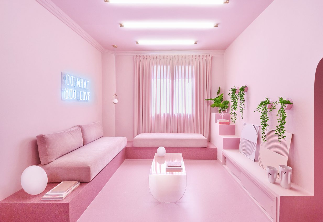 Овој целосно розов стан во Мадрид е вистинско „естетско лудило“