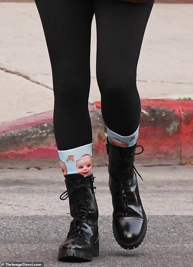 Ева Лонгорија обожава да експериментира со модата, а овој пат го привлече вниманието со еден интересен детаљ