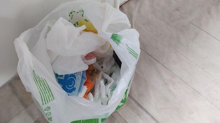 11 предмети од домот што треба да ги фрлите во корпа за отпадоци