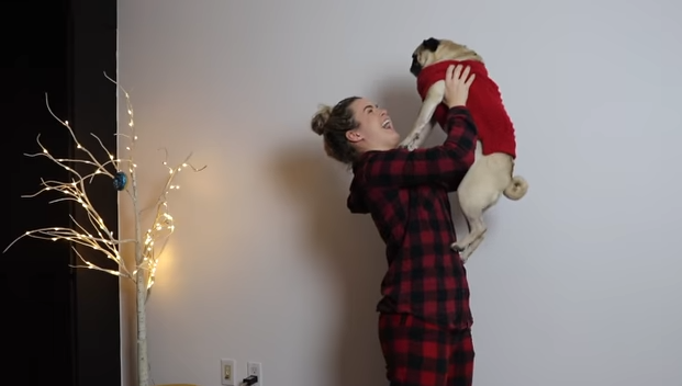 Со овој 20-минутен танцувачки тренинг сигурно ќе ве обзеде празничниот дух!