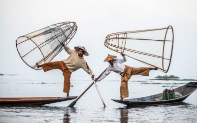 Луѓе од езерото: Необичен народ кој преживува благодарение на акробатиката на вода