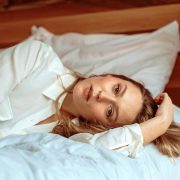 Зошто не треба постојано да се потсетувате на деновите пред пандемијата?