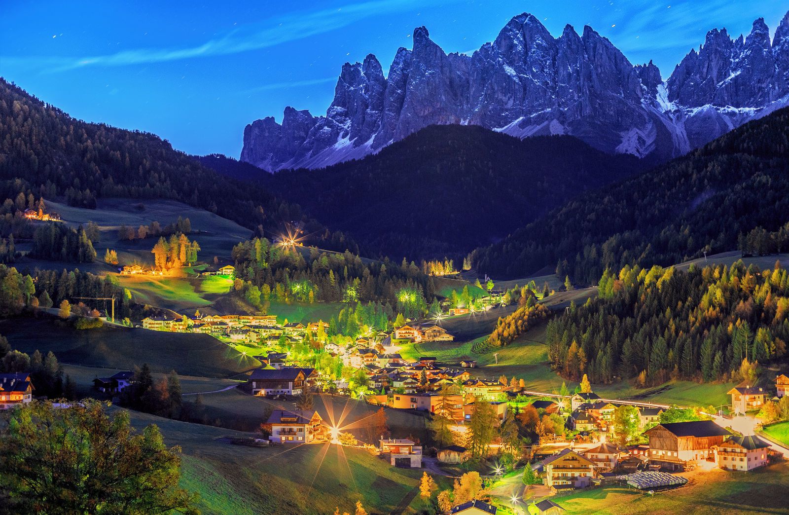 На 1350 метри во подножјето на Доломитите: Дали е ова најубавото село во Италија?