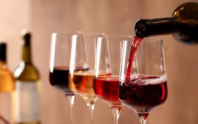Што и како ќе пиеме во 2021 година: Нови навики и вински трендови
