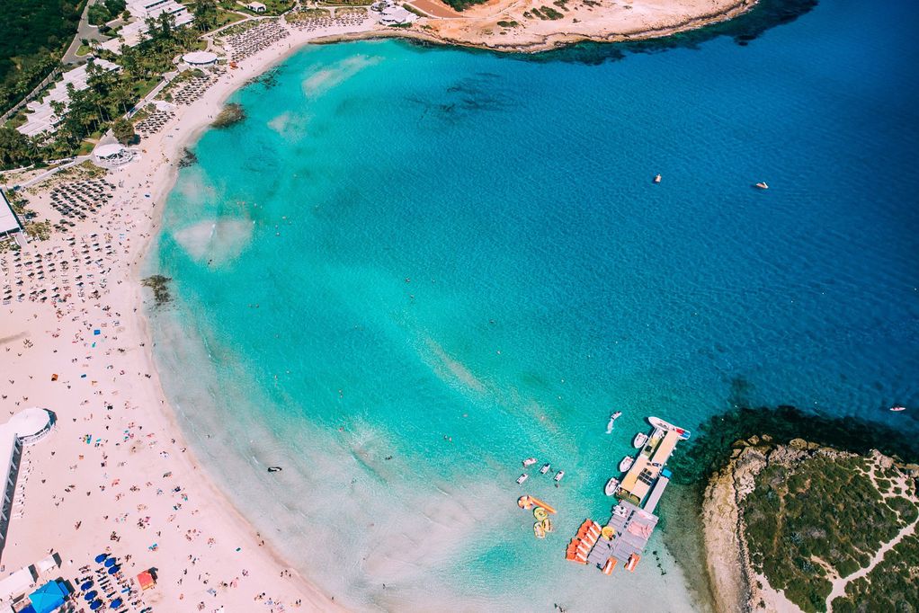 Остров на љубовта: Медитеранска идила во која би можеле да се за вљубите на прв поглед 