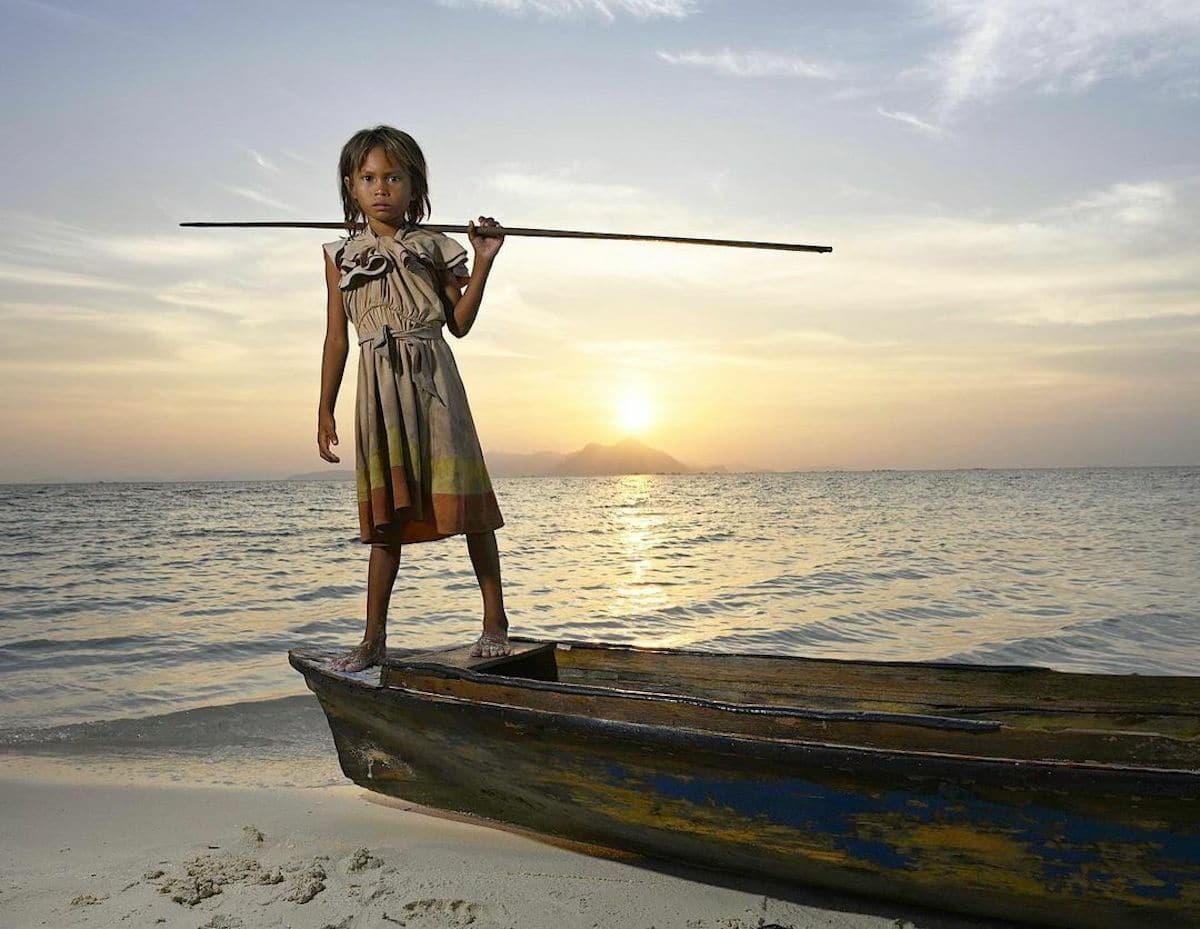 Фотографии кои го прикажуваат детството низ целиот свет