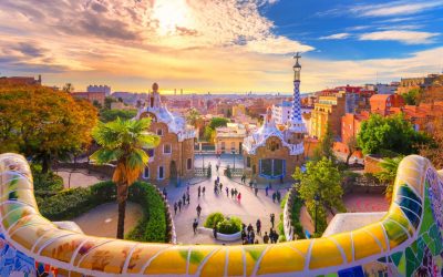 Барселона: 6 работи што можеби не сте ги знаеле за совршениот Парк Гуел