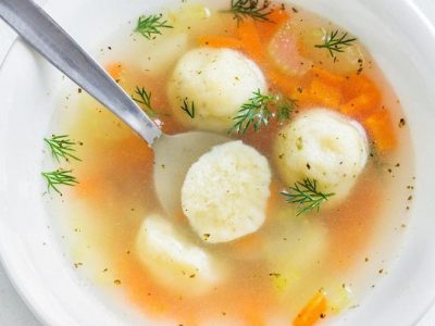 Рецепт за супа со кнедли од сирење
